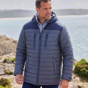 Blaue Steppjacke - Warm und leicht - Verfügbar