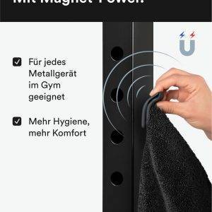 STRYVE Sporthandtuch – Das Original aus DHDL – Towell+ Pro – All Black – 105 x 42,5 cm – Magnetclip & Rutschschutz – Hygienisch & Funktional – Ideales Handtuch fürs Gym verfügbar