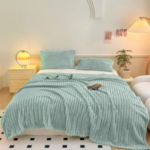 Kuscheldecke 200x230 cm - Warme Flausige Bettüberwurf Decke und Sofadecke - Ideale Geschenke für Mama, Frauen und Freundin