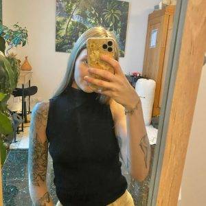 COS geripptes rollkragen Oberteil Top Zustand ohne Ärmel -S