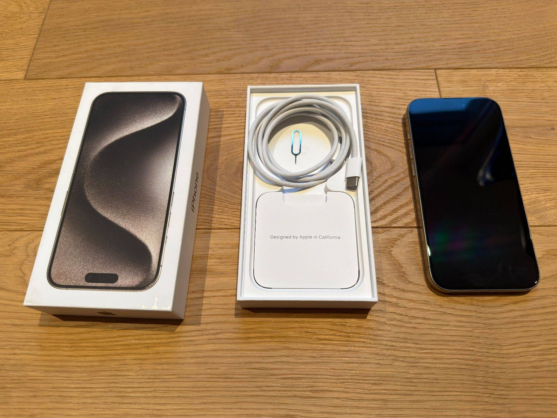 iPhone 15 Pro, 256 GB, Natural Titanium Akku 97%