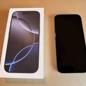 iPhone 16 Pro, Black Titanium, 256GB gebraucht sehr gut