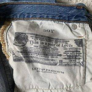 Levis Original 501 W27 L30 Jeans Damen