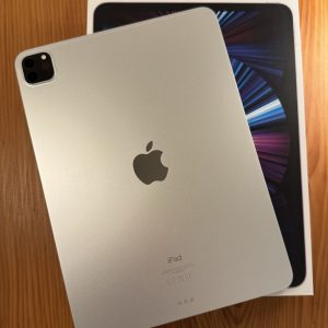 iPad Pro M1 11“ mit Apple Pencil und Smart Cover