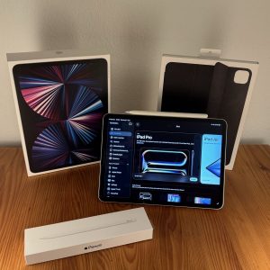 iPad Pro M1 11“ mit Apple Pencil und Smart Cover
