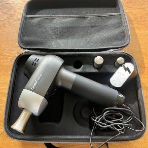 Beoka DMS PRO Massagepistole – NEU, unbenutzt inkl. Case